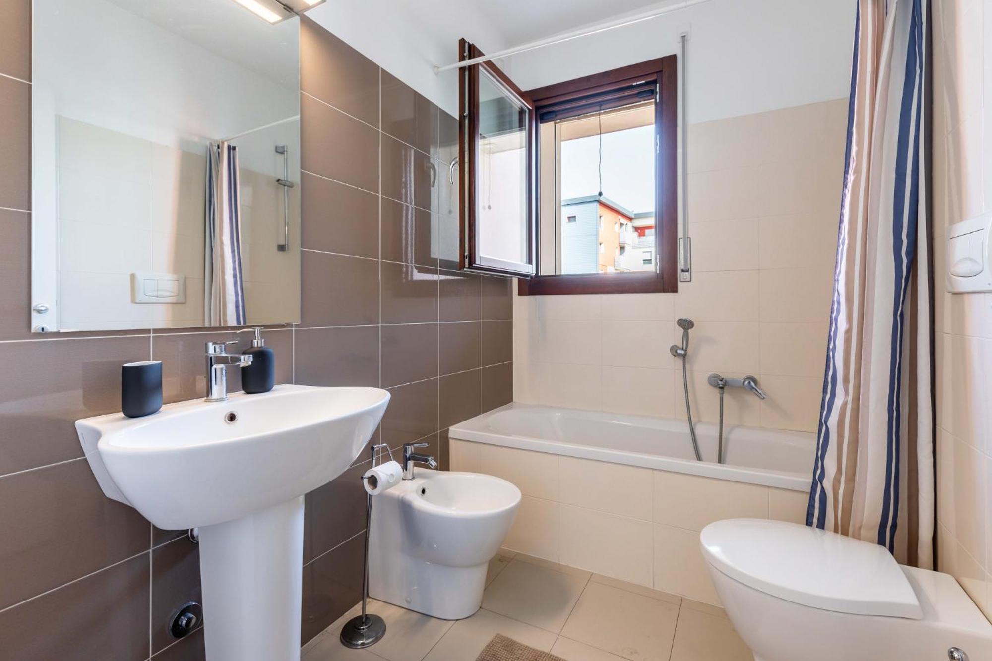 Sarca 11th Floor Apartment Mailand